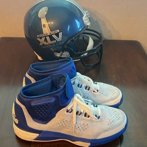 Adidas Men’s ultra boost sneakers - Picture 3 of 9